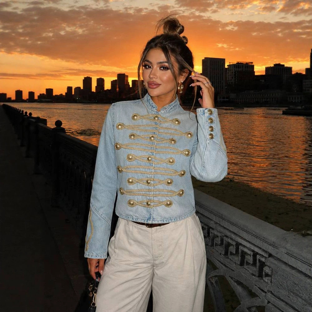 Women's Button-decorated Denim Jacket