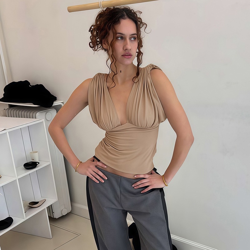 Blusa Feminina Assimétrica com Decote V