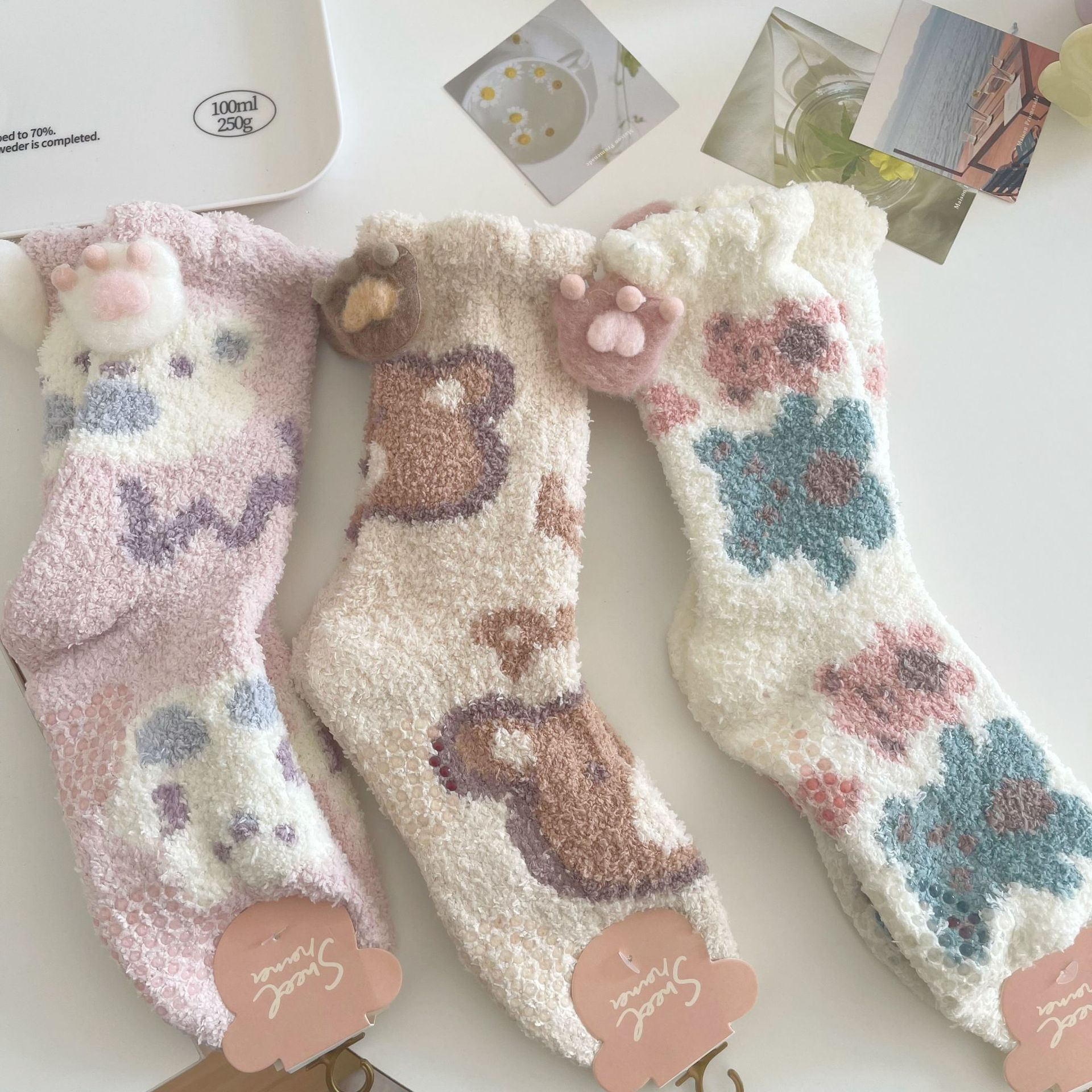 Title 5, Damen-Winter-Thermo-Schlafsocken aus Korallenfl...