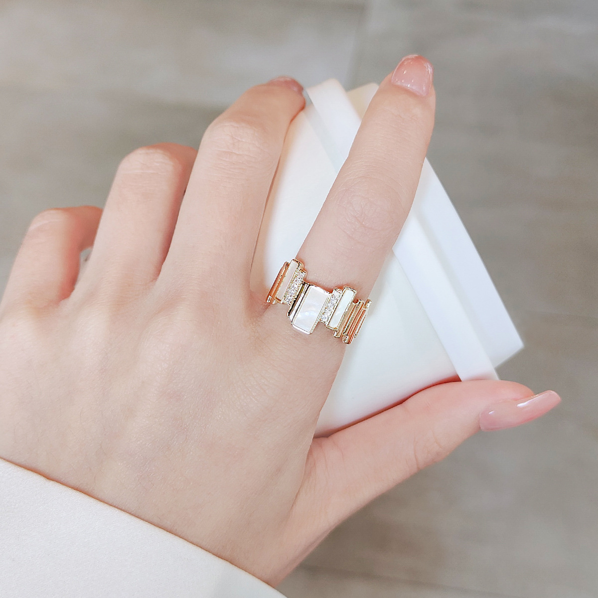 https://cf.cjdropshipping.com/quick/product/d8243b75-d60f-41d9-9076-207cfffb55d4.jpg