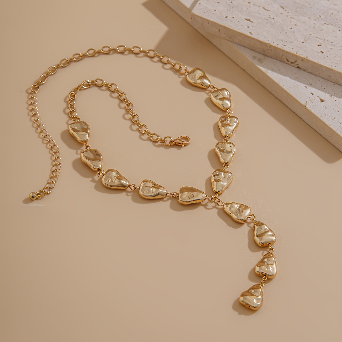 Irregular Baroque Y-shaped Clavicle Chain Flat Water Drop Female