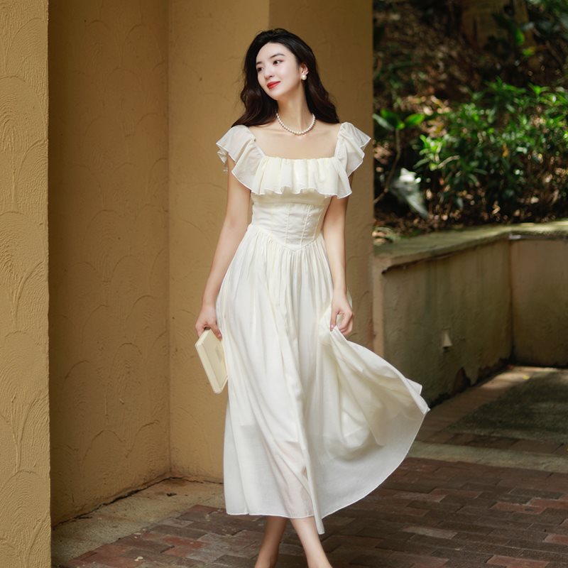 Women's Square-neck Cinched Black Long Dress