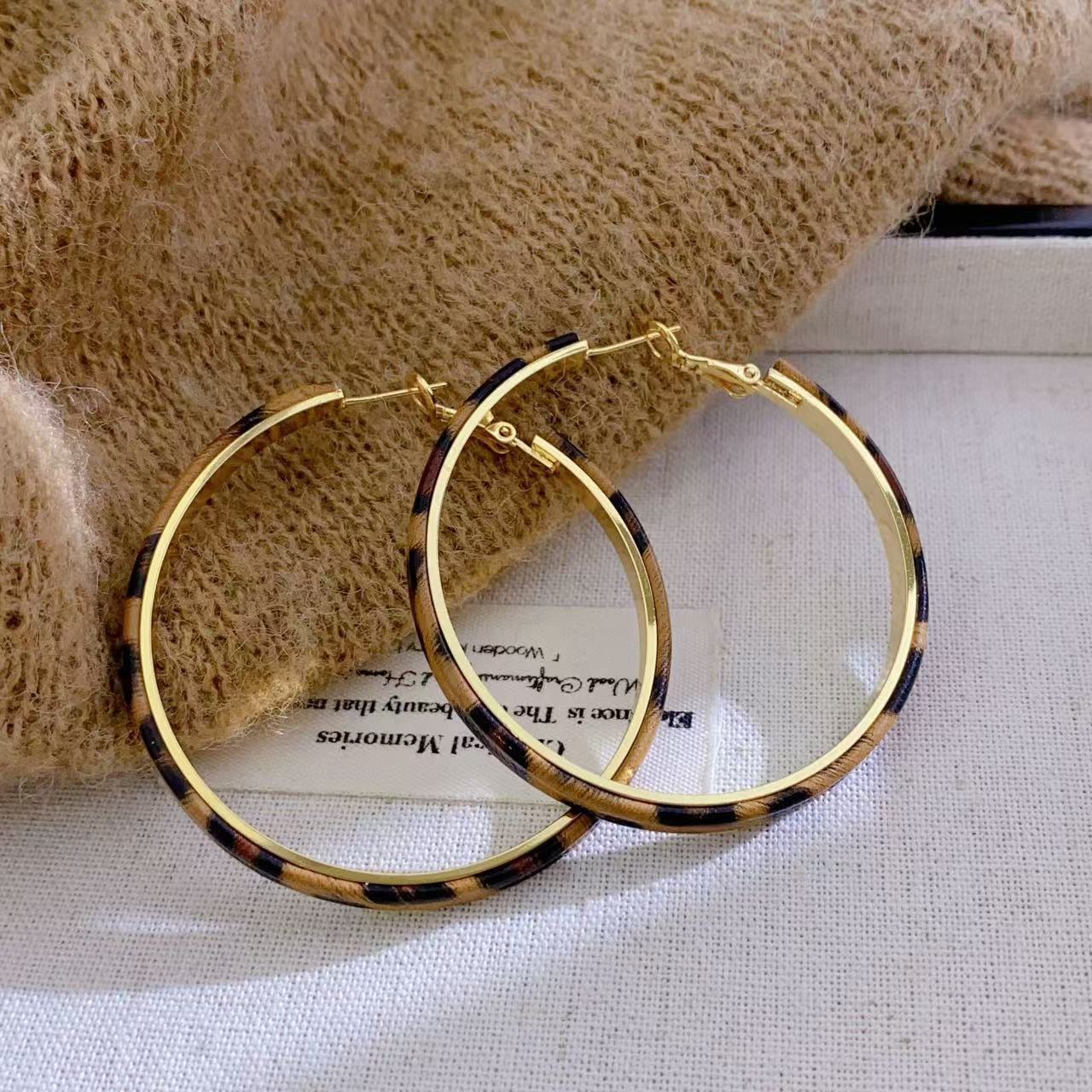 https://cf.cjdropshipping.com/quick/product/d863a18d-be35-42be-a45f-61f6afcff68b.jpg