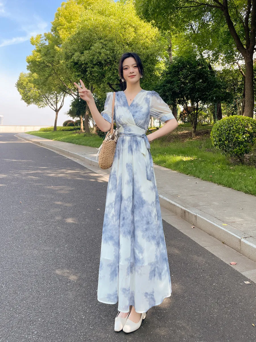 Women's Elegant Waist-Cinching Floral Dress - Blue