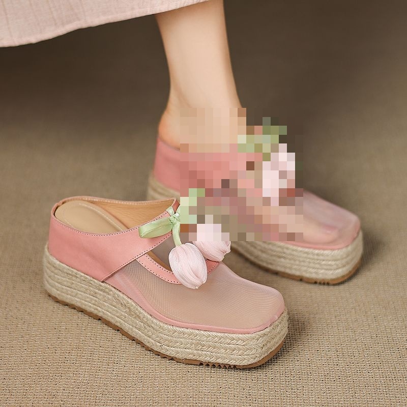 Fresh-style Platform Sandals For A Height-boosting Look