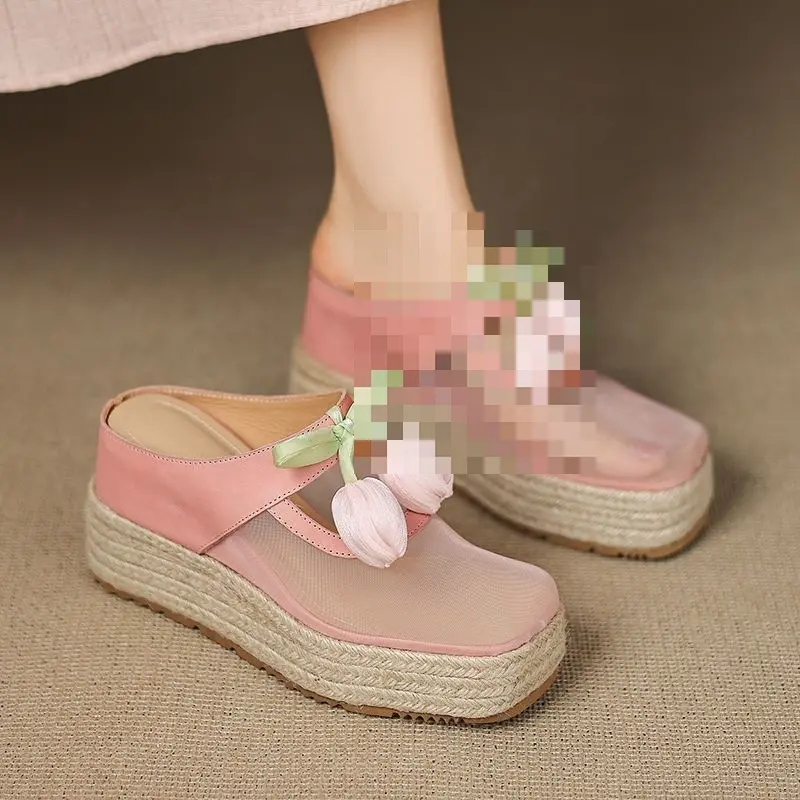 Fresh-style Platform Sandals For A Height-boosting Look