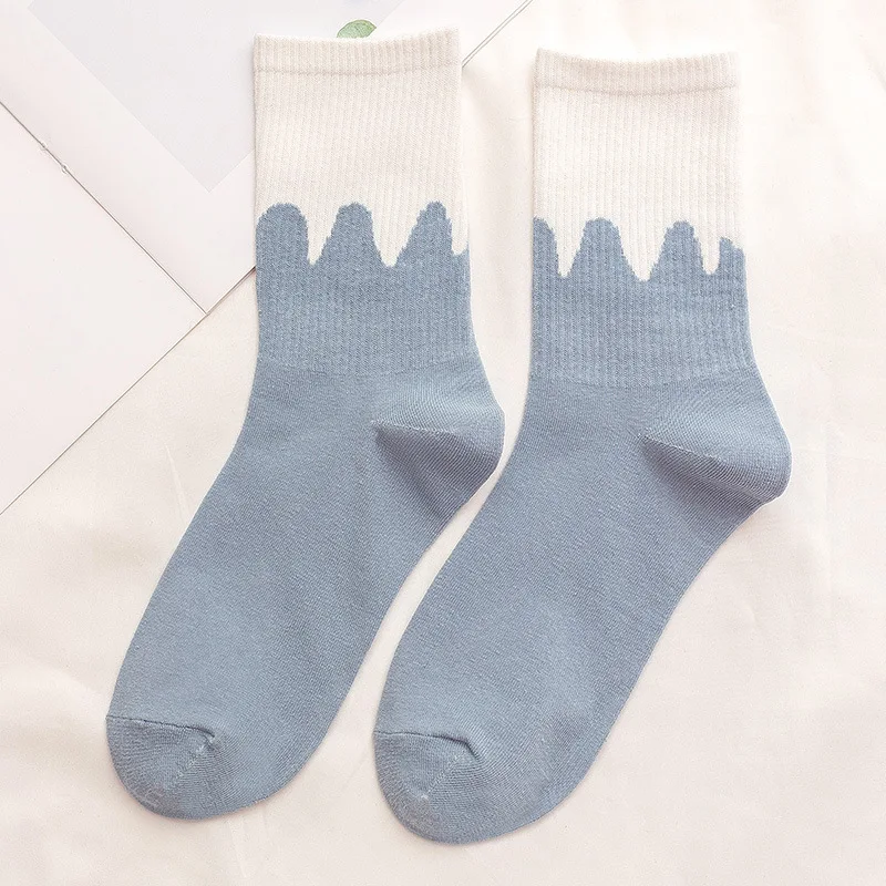 Title 16, Ladies autumn and winter retro socks