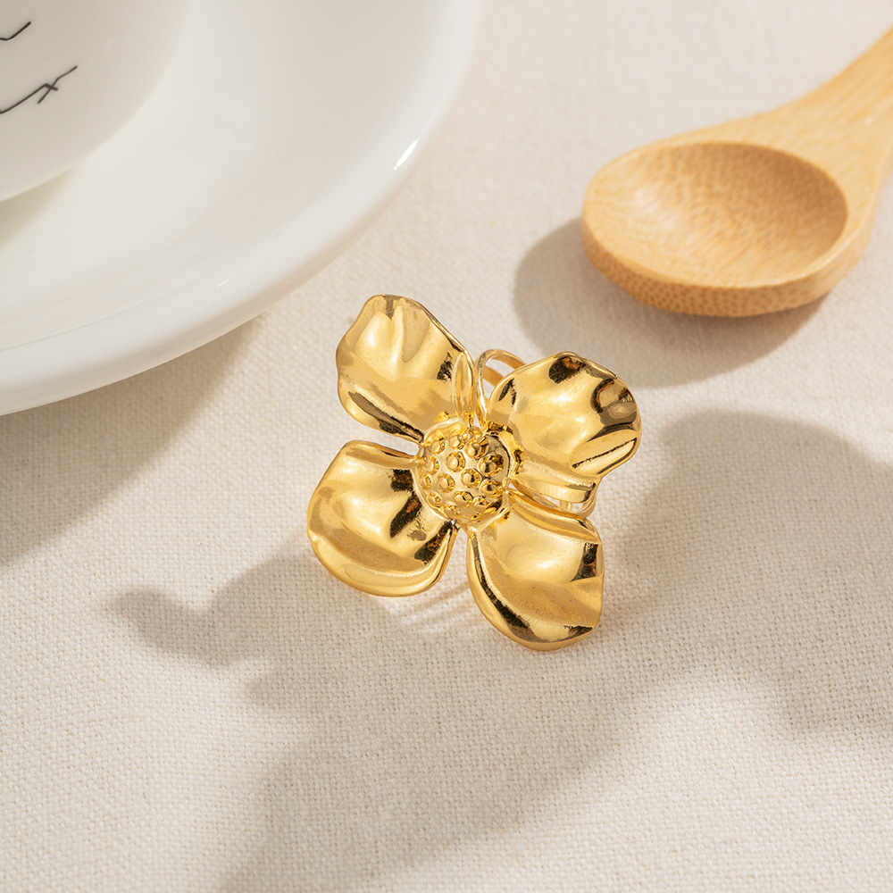 Temperamental Minority 18K Gold Stainless Steel 4-piece Petal Ring Does Not Fade Ornament Stylish Good Texture