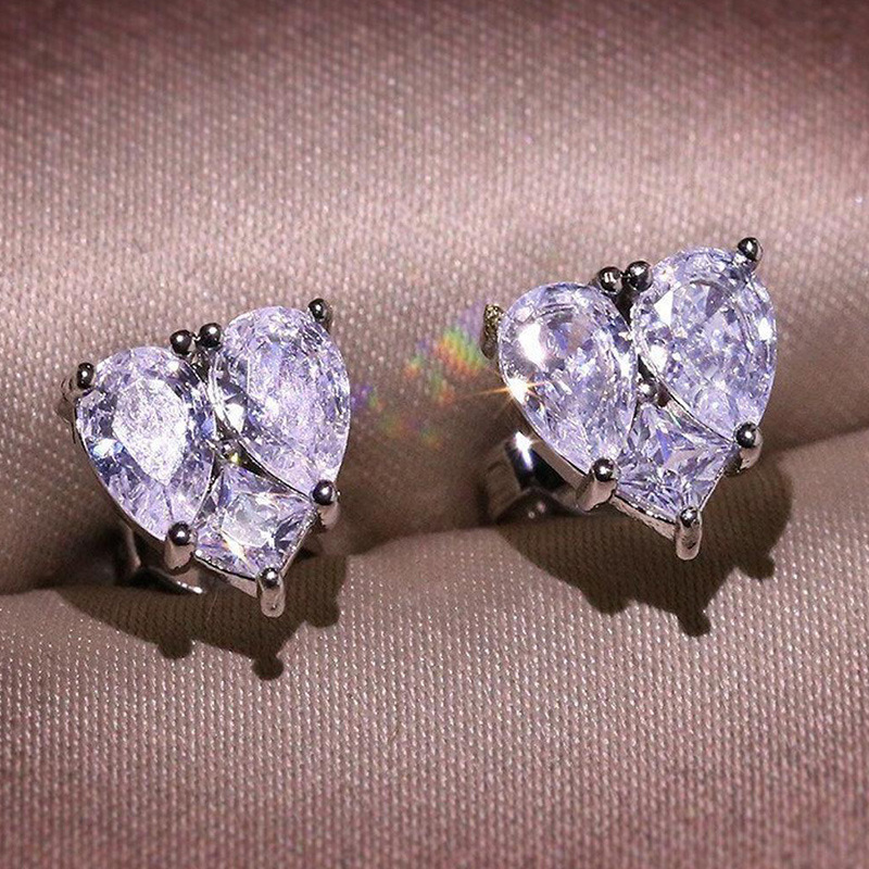 Simple Sparkling Zircon Heart Stud Earrings With Diamonds For Women