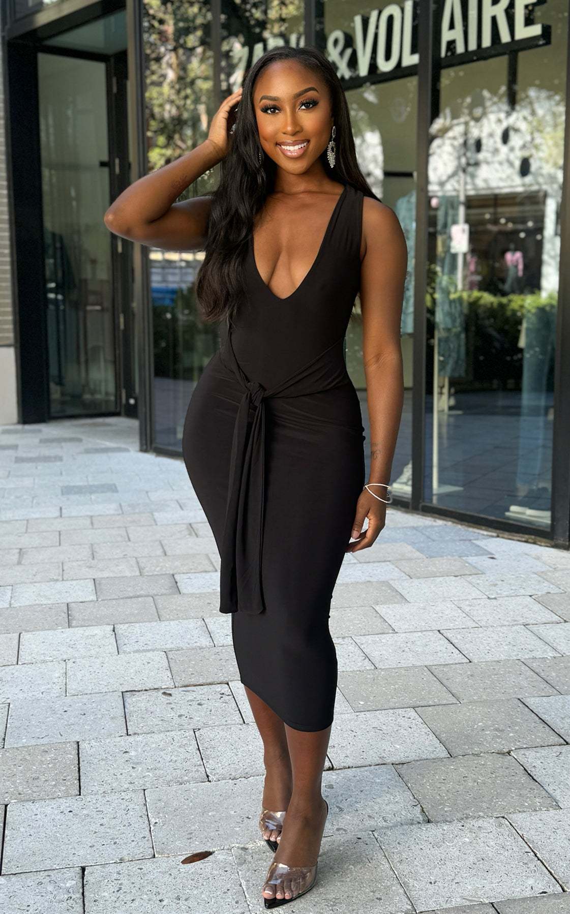 Fashionable V-neck Solid-color Long Dress D8e4cc80 D18a 4bfd 9d05 9d3e6f926b1e