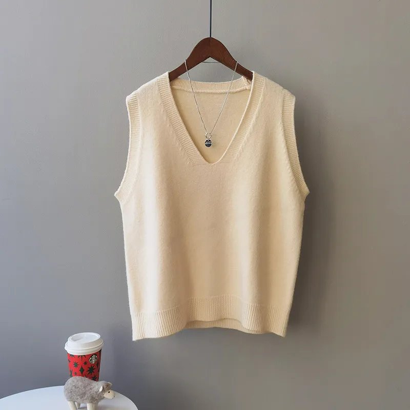 Preppy Style V-neck Loose And Idle Sleeveless Waistcoat - Beige Apricot