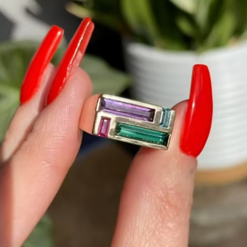 Multicolor Crystal Splicing Electroplating 18K Gold Ring