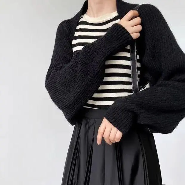 Knitted Cardigan Coat Female Batwing Sleeve Sweater Short Temperamental Black - Shop at LoveMi