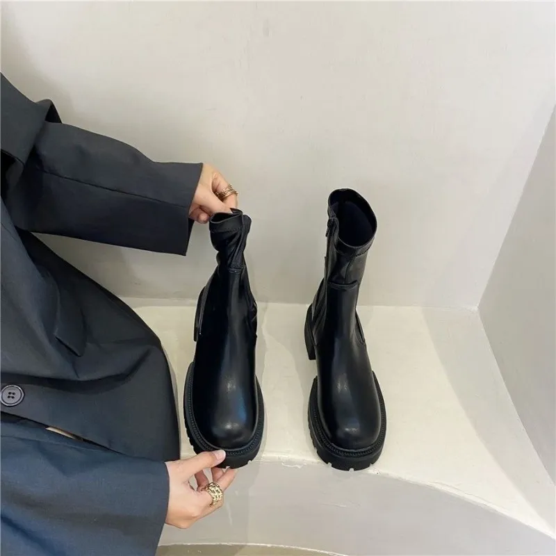 New Autumn And Winter Thick Bottom Chunky Heel Martin Boots For Women - Black