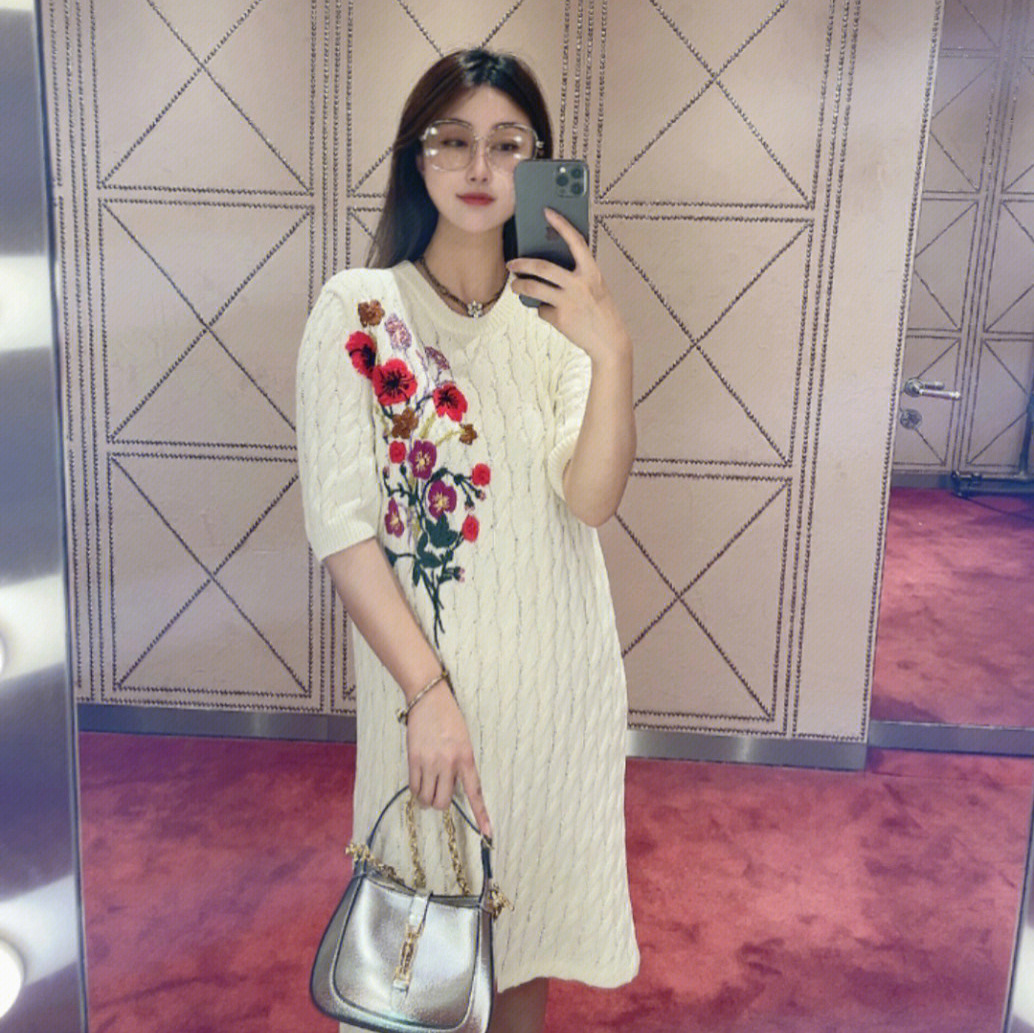 Cotton Knitted Dress Flower Embroidery Twisted Round Neck — image 1