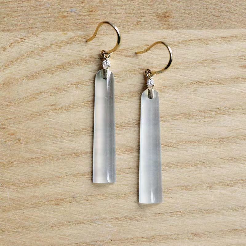 Elegant Earrings Design