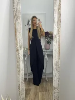 Women's Summer New Casual Sleeveless Loose Round Neck Trousers Two-piece Set - Black - View 1
