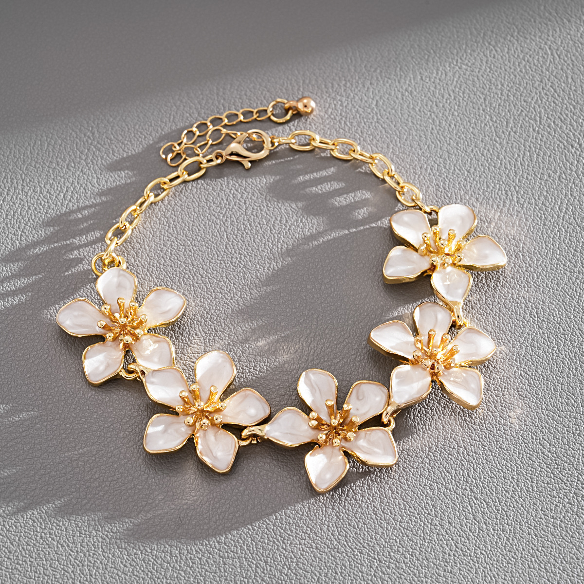 https://cf.cjdropshipping.com/quick/product/da20b26b-0b0c-445f-8c31-db0e796c8549.jpg
