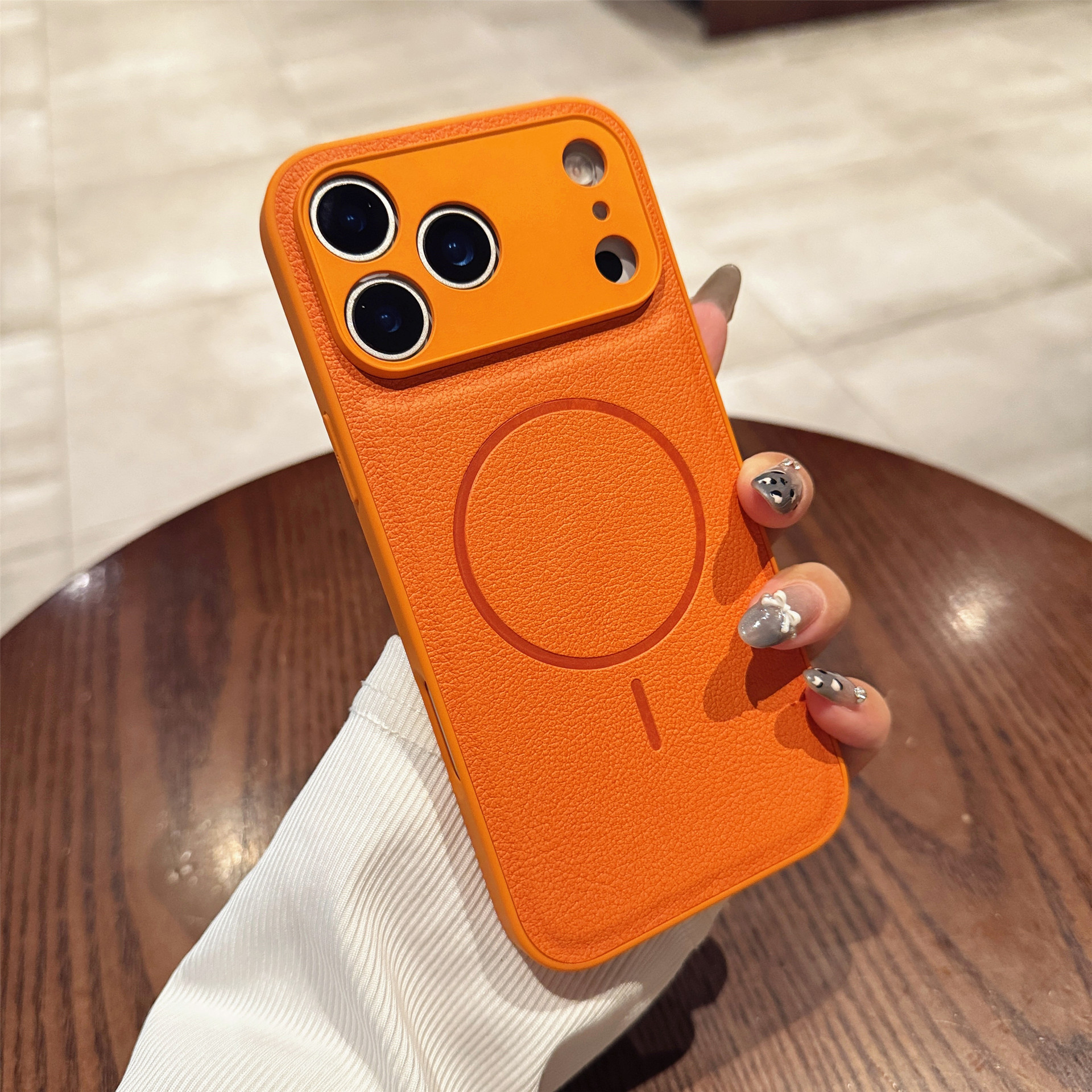 Magnetic Suction Fine Circle Solid Color Fine Hole Protective Sleeve Phone Case