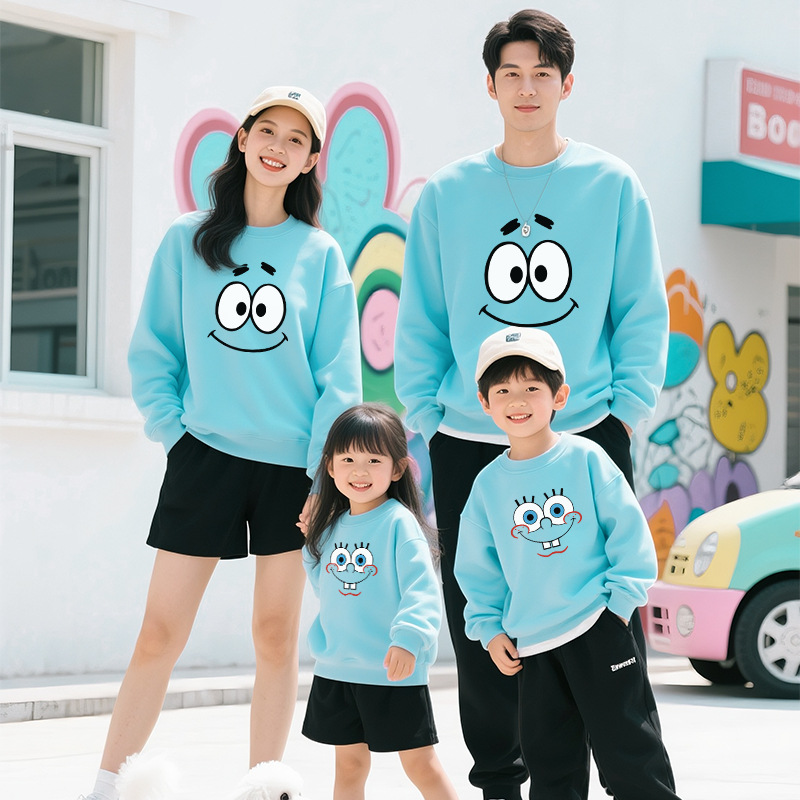 Parent-Child Matching Sweatsuits New FallWinter Styles For Families Of Three Or Four Casual And Loose-Fitting