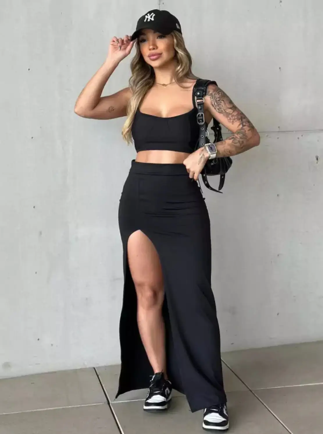 Fashionable Slit Bodycon Skirt For Women