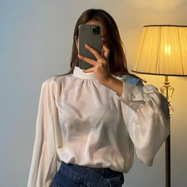 Early Autumn French Fashion Stand Collar Personalized All match Lantern Sleeve High grade Satin Shirt White - Shop at LoveMi