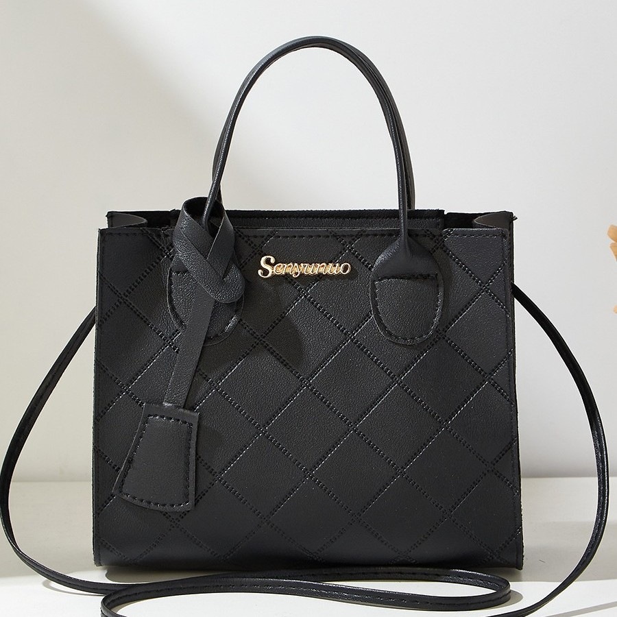 Mini sac carré matelassé — Deux bandoulières 3