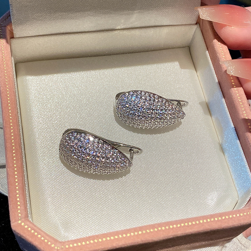 Trendy Minimalist And Classic Instagram-style Earrings