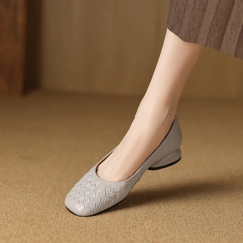 https://cf.cjdropshipping.com/quick/product/daa79e3b-8b2e-4c89-8856-9cb8af1cb611.jpg