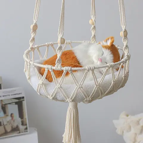 New Pet Bed with Striped Rabbit-Fur Plush Mat