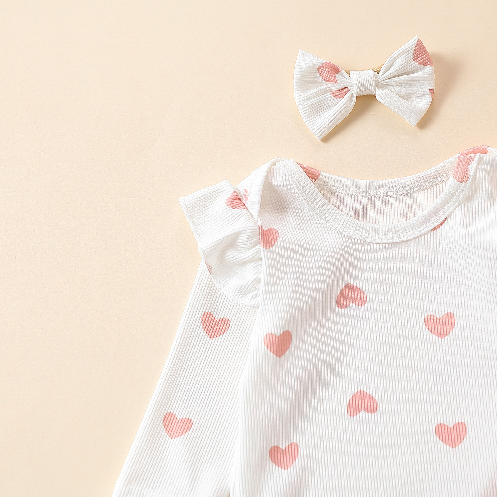 Girls' Cute Suit Heart Shape Printed Ruffle Sleeve Jumpsuit Suspender Skirt Headband Three-piece Set