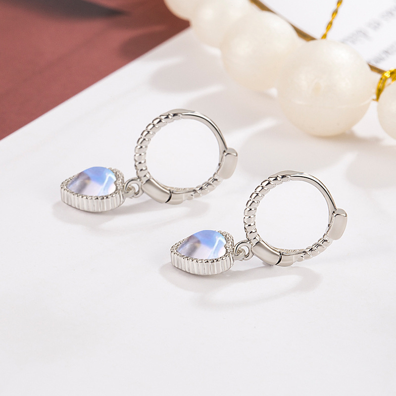 Fashion Love Moonstone Ear Clip Women