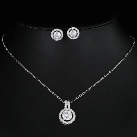 Two-piece Zircon Disc Necklace Set