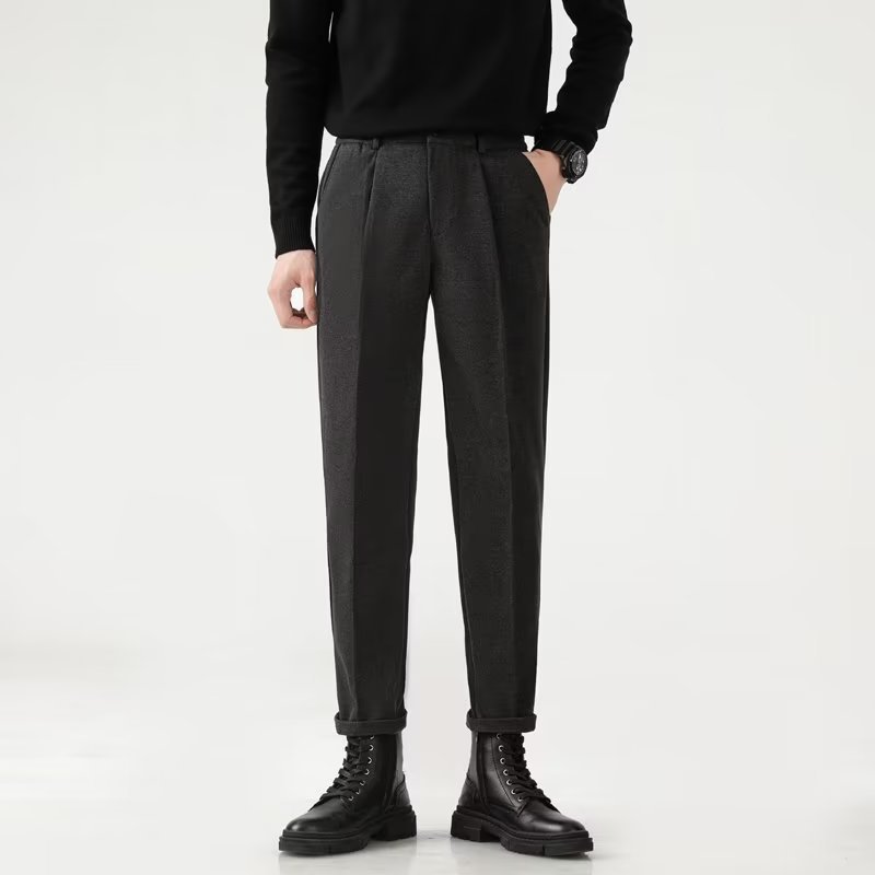 Men's Anti-wrinkle Smoke Tube Cropped Trousers