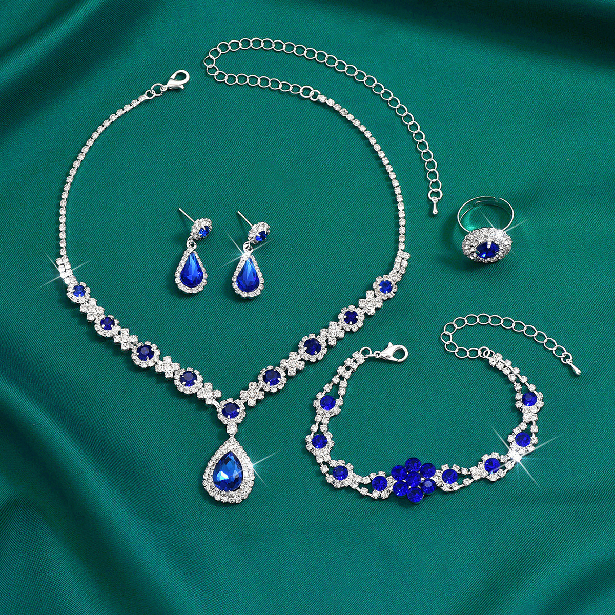 Buy Women's Clothing Online | Buy Trending Dresses for Women