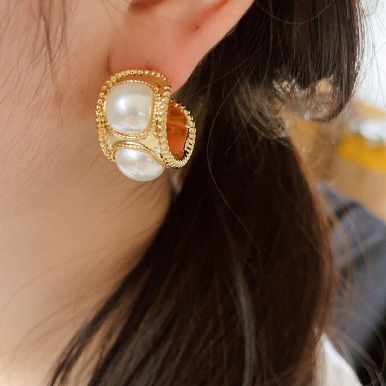 Silver Needle C- Shaped Pearl Earrings Style Retro Affordable Luxury
