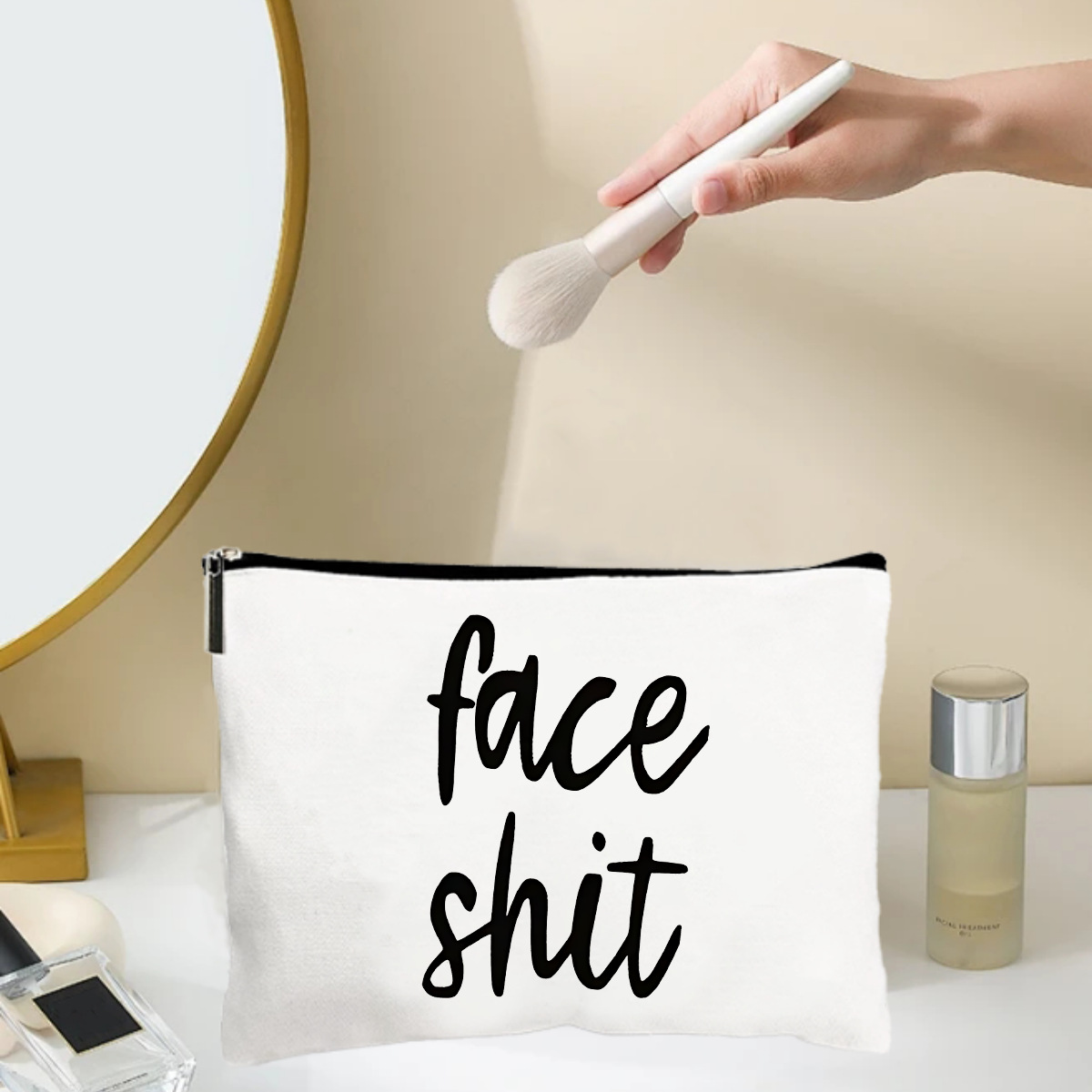 https://cf.cjdropshipping.com/quick/product/db6300a9-c610-4ad5-87a8-fc5bd387ba3c.jpg