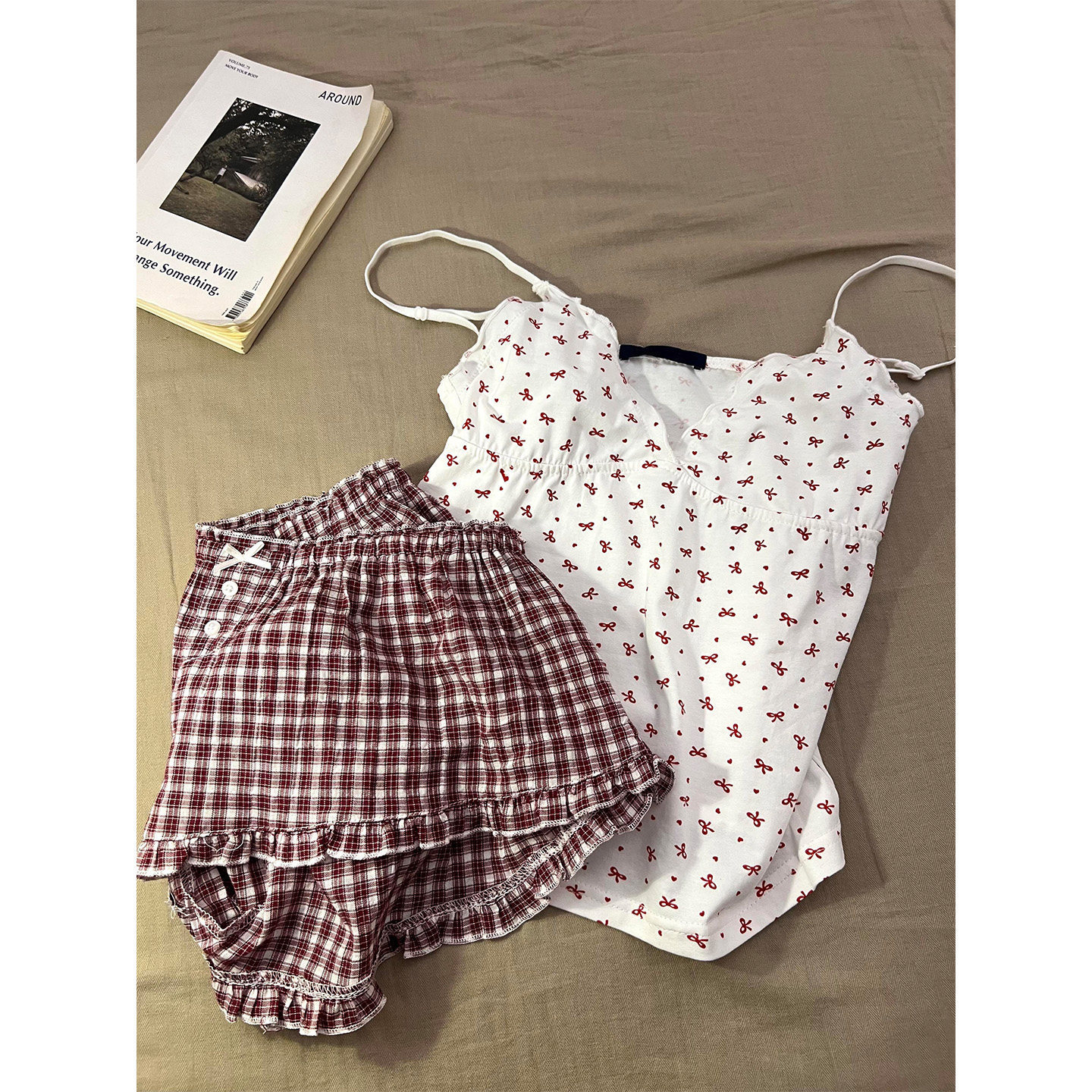 https://cf.cjdropshipping.com/quick/product/db675246-833b-4985-9f9e-476f48ccc869.jpg