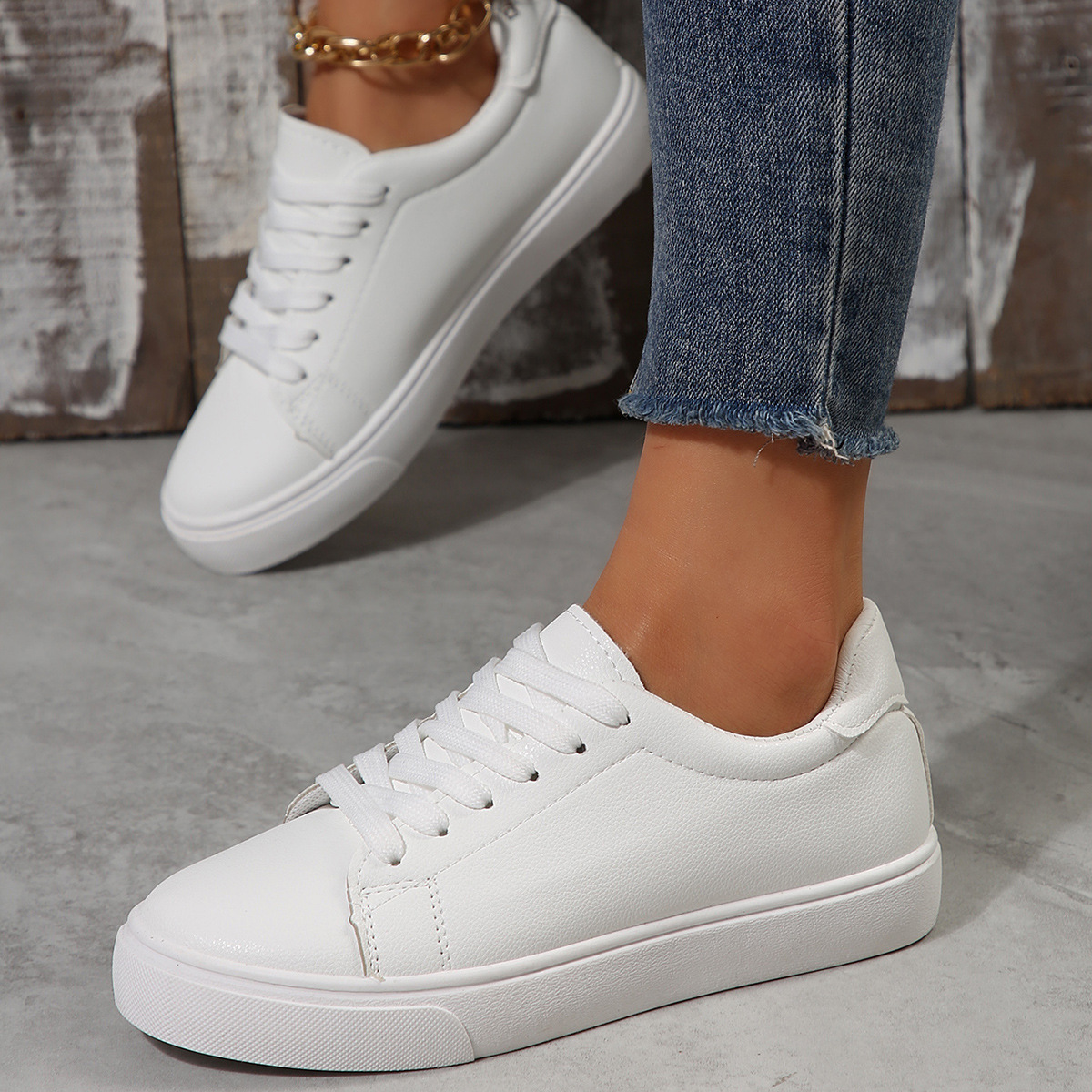 Casual Versatile White Flat Shoes Laced Korean-style Low-top Sneakers 15 db6ac5a5 3cd8 494e bb95 2fdc59b10f32