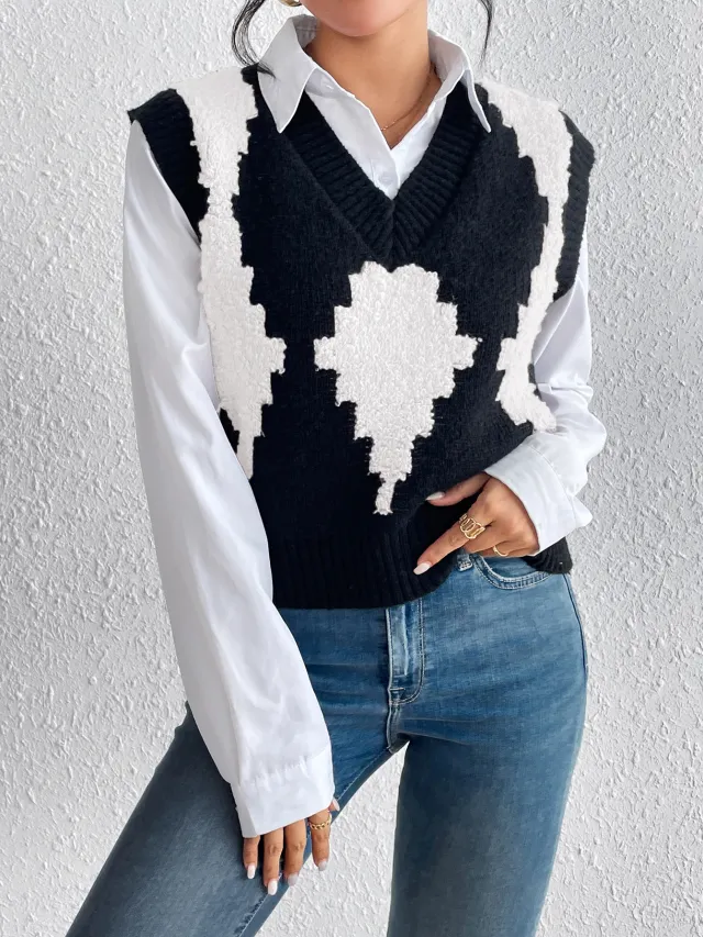 Autumn And Winter Simplicity Color Contrast Patchwork Diamond Lattice Pullover Vest Knitted Wool White - Shop at LoveMi