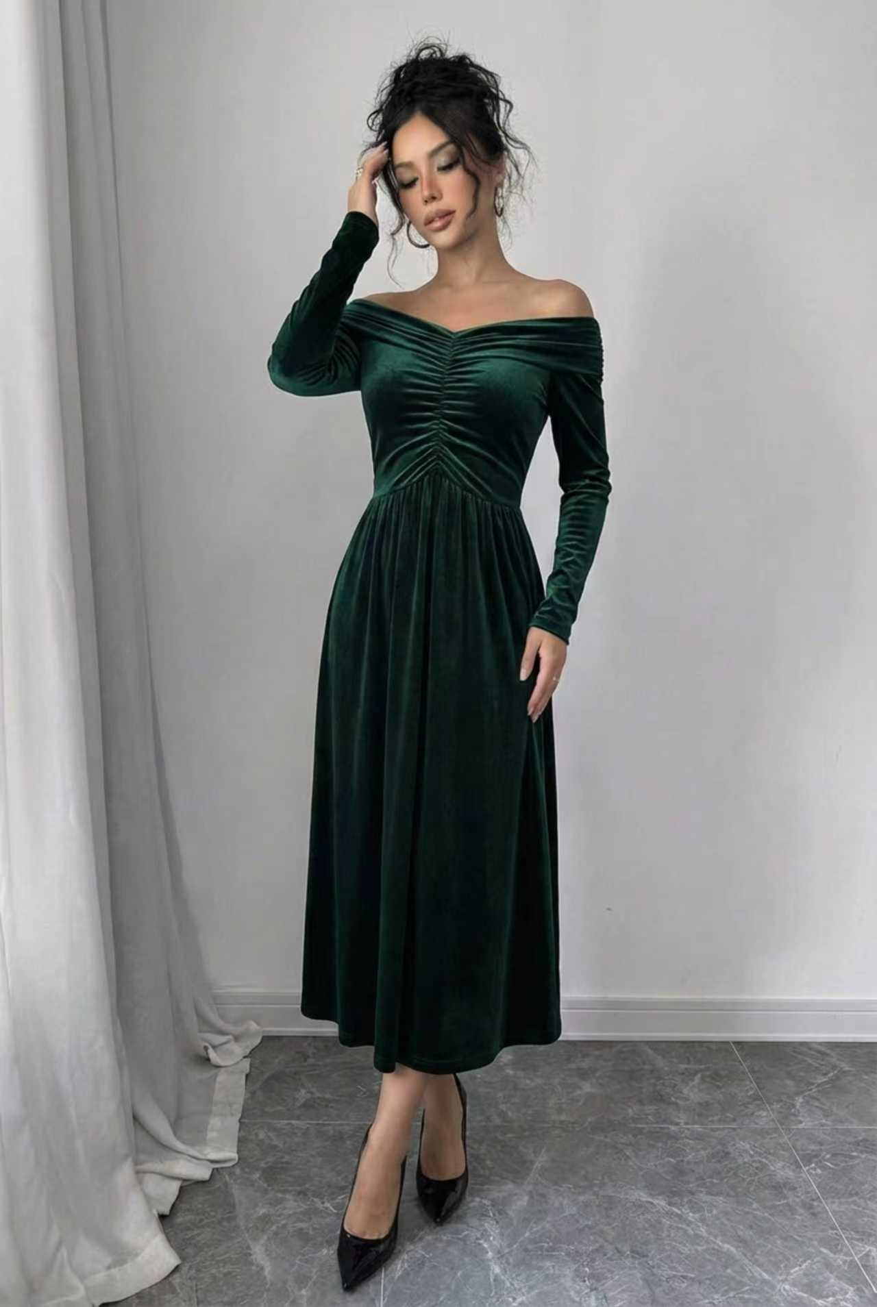 Buy Women's Clothing Online | Buy Trending Dresses for Women