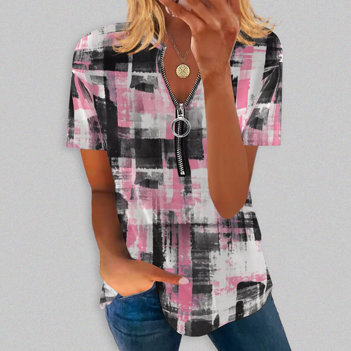 Diamond-check Print Zip-up Shirt With A Crew Neck And Short Sleeves