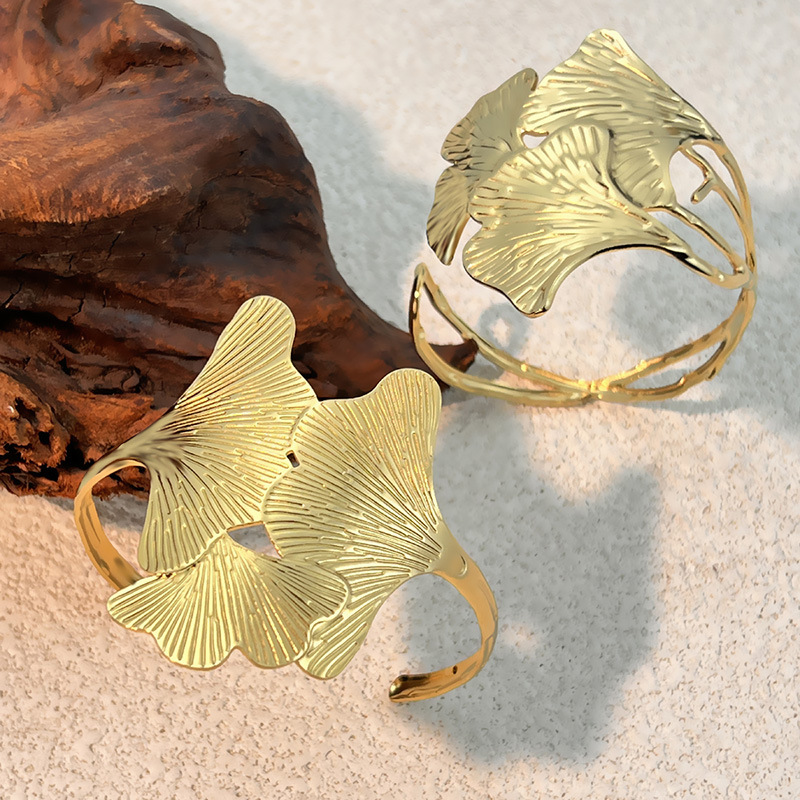 European And American Creative Ginkgo Leaf Bracelet