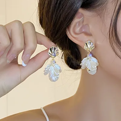 Fashion All-matching Elegant Flower Stud Earrings