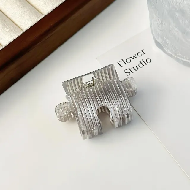 Acetic Acid Grip Semicircle Leopard Print Hair Pin French Simplicity Hair Accessories Silver Gray Puzzle - Shop at LoveMi