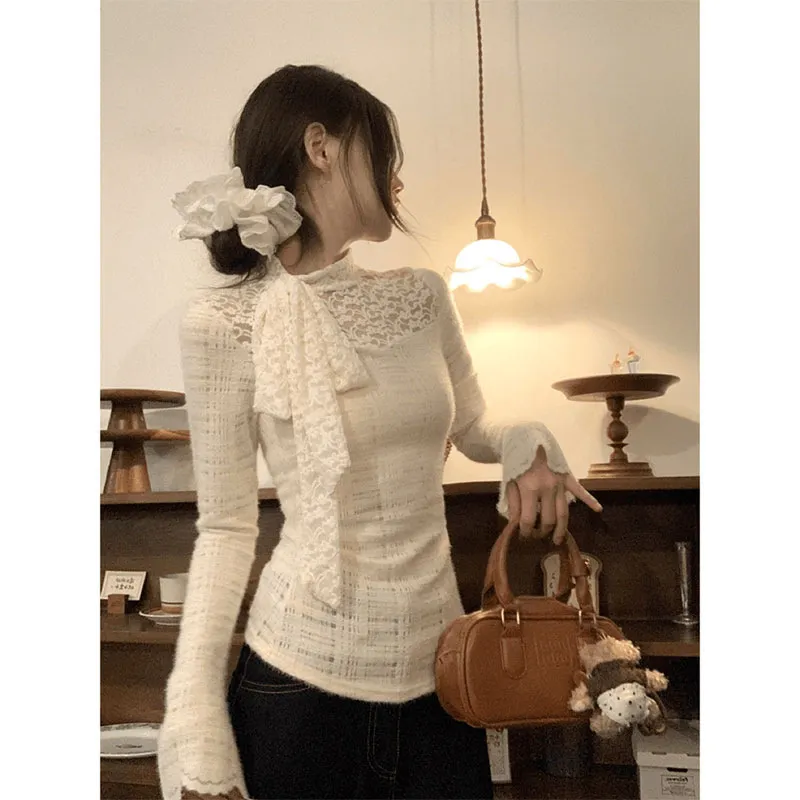 French Style Design Lace Bottoming Shirt For Women - Apricot