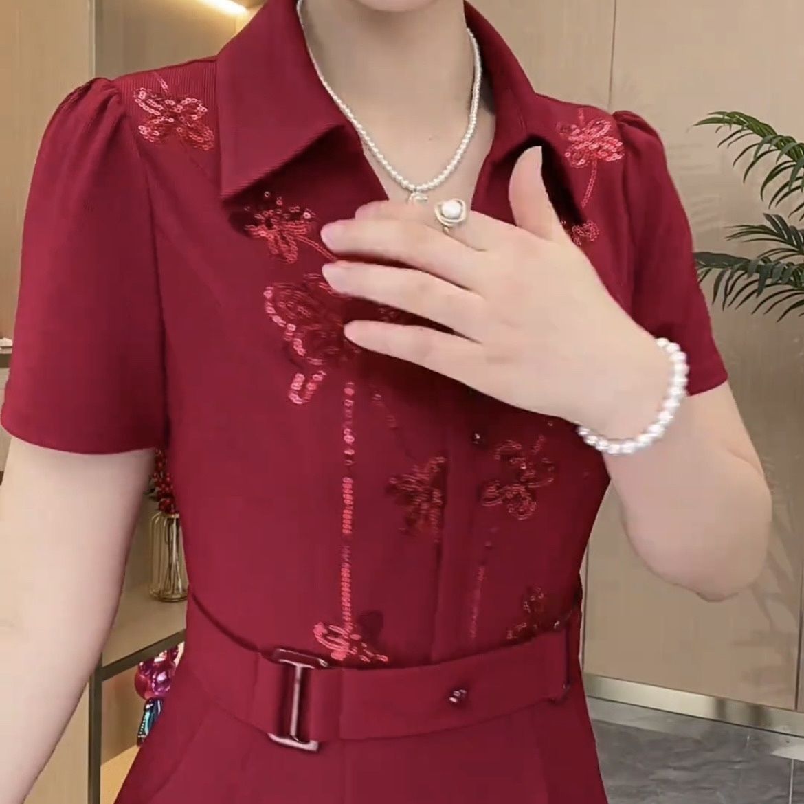 Elegant Sequined Mid-length Cute Dress