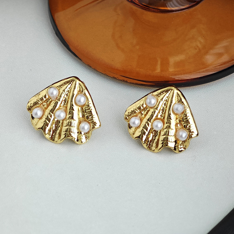Personalized Ocean Style Earrings Shell Shape