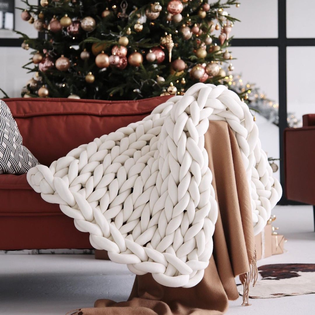 Hand Woven Woolen Blanket, picture 3 of 8