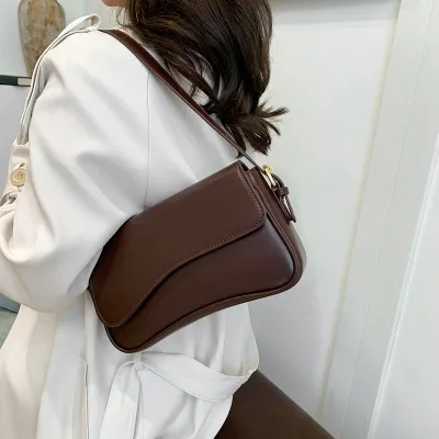 Flip Magnetic Snap Shoulder Messenger Bag Fashion Simple Portable Organ Bag